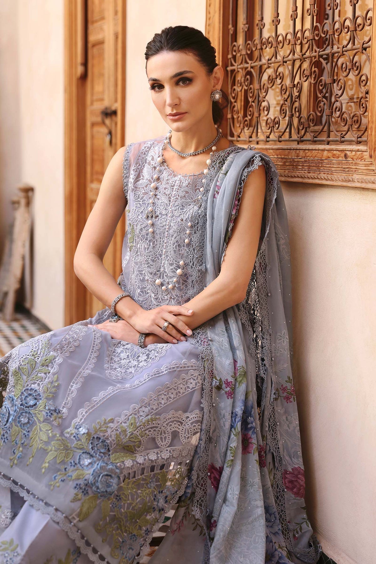 Maria B | Luxury Lawn 25 | D-2509-B - Official Maria B stockist in UK - Sakeena London