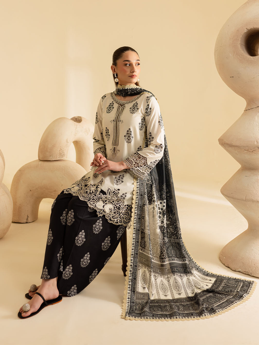 Mahnur | Leila Printkari Edit 25 | LP - 09 - Official Mahnur stockist in UK - Sakeena London