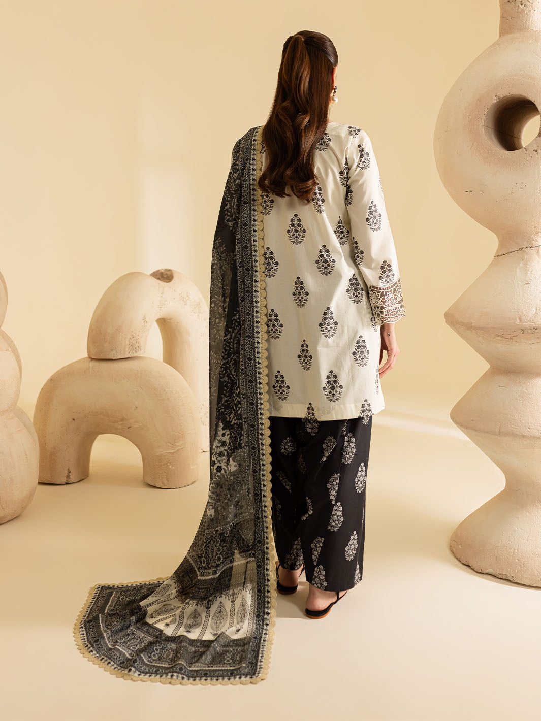 Mahnur | Leila Printkari Edit 25 | LP - 09 - Official Mahnur stockist in UK - Sakeena London