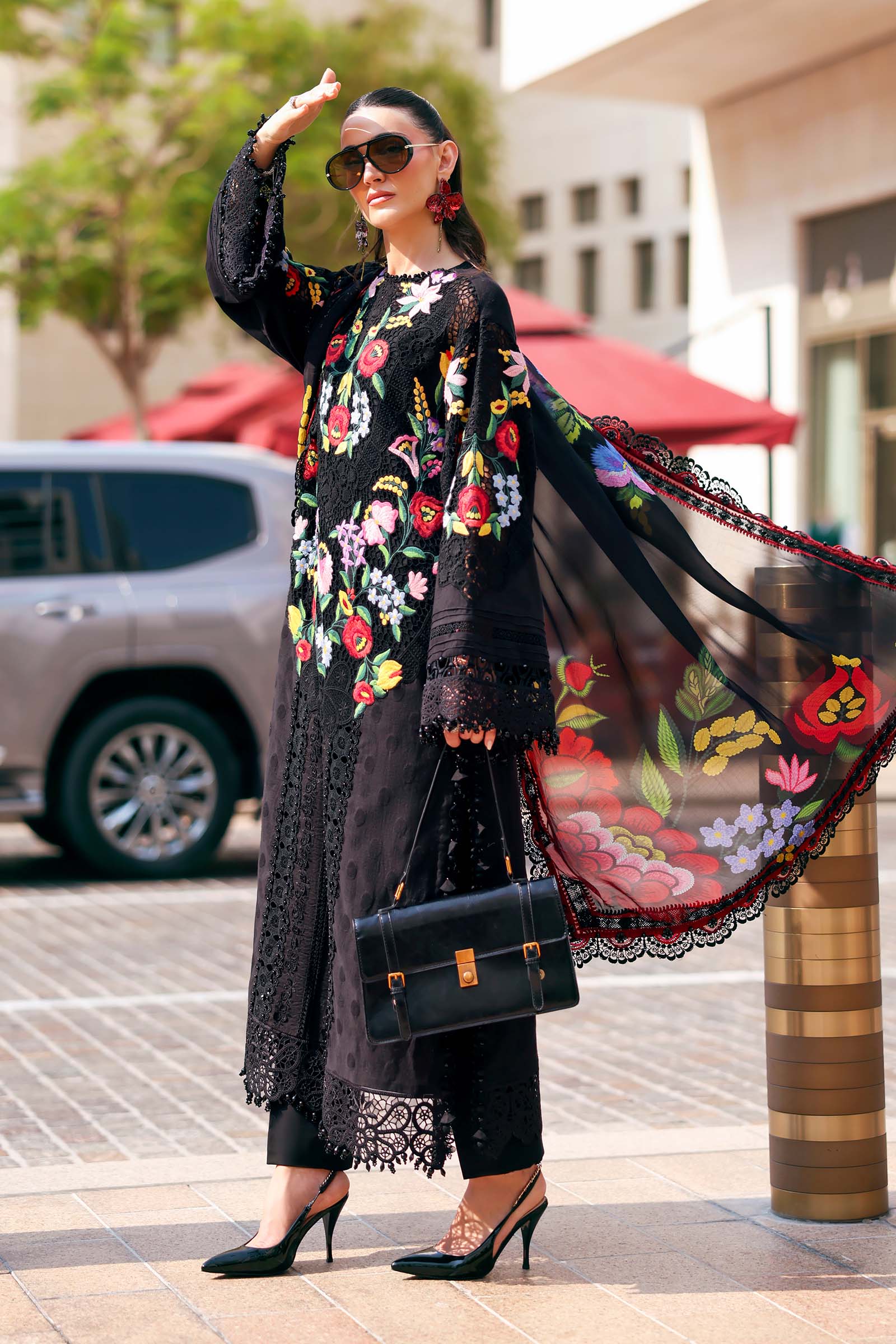 Maria B | Lawn 26 | D-2610-B
