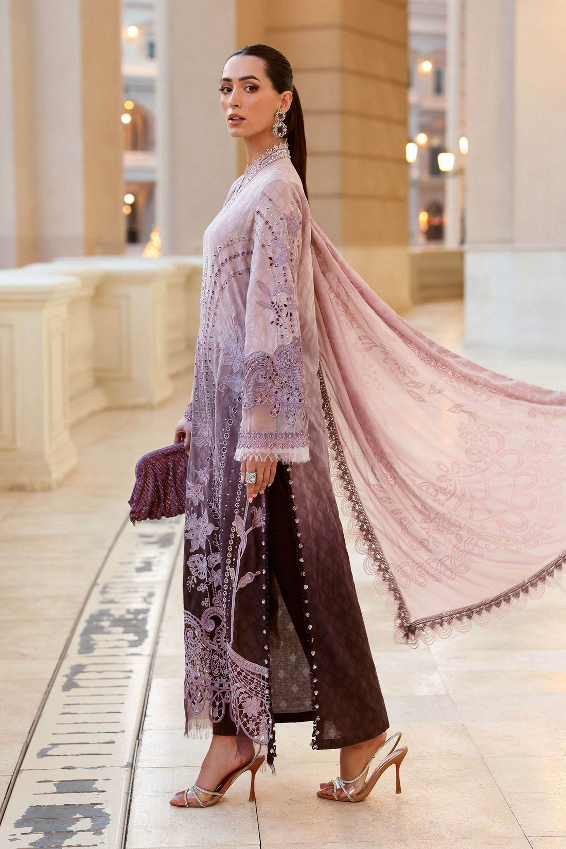 Maria B | Lawn 26 | D-2601-B
