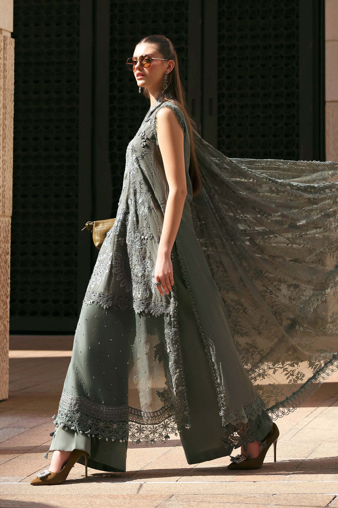 Maria B | Lawn 26 | D-2603-B