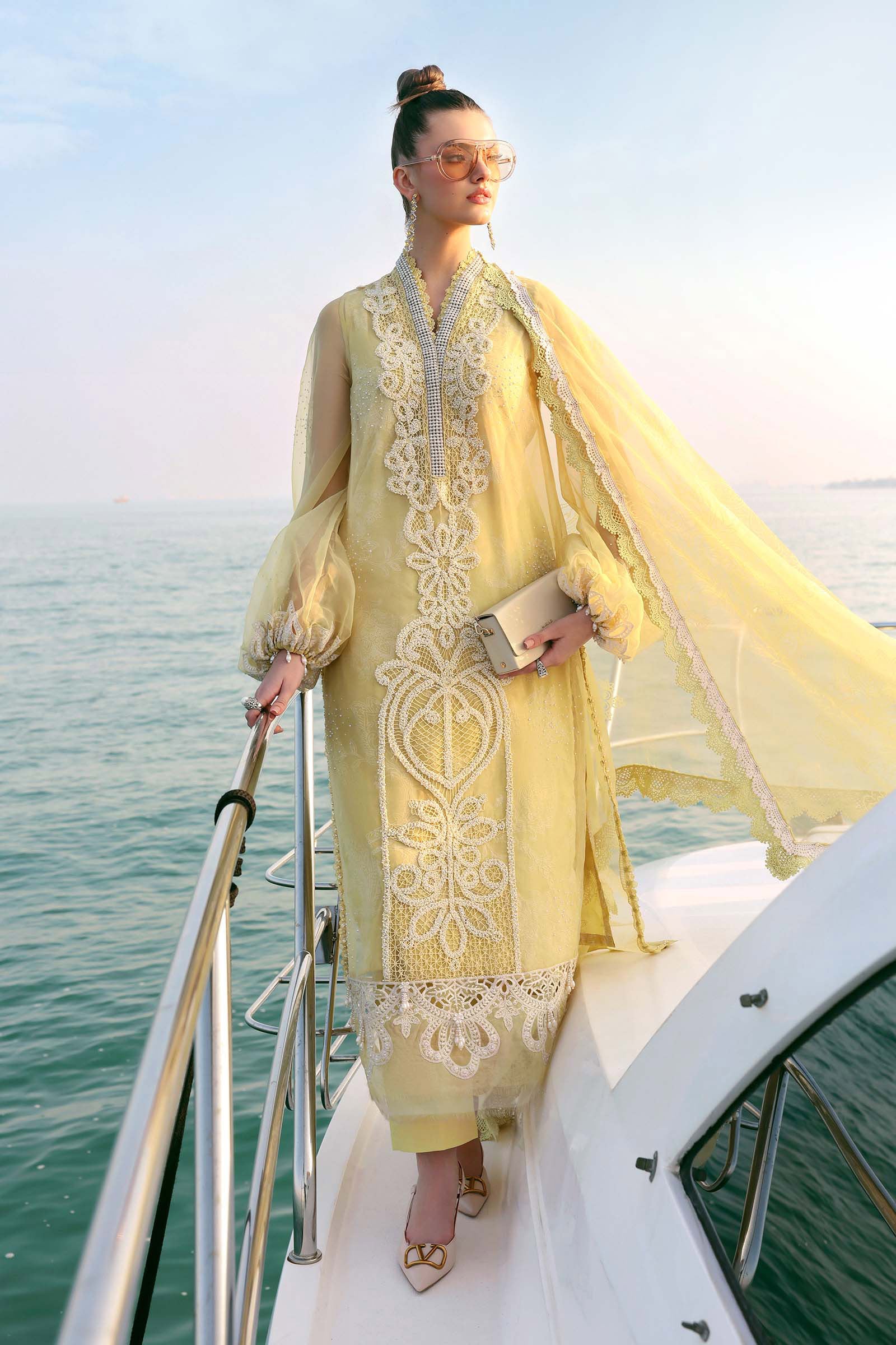 Maria B | Lawn 26 | D-2604-A