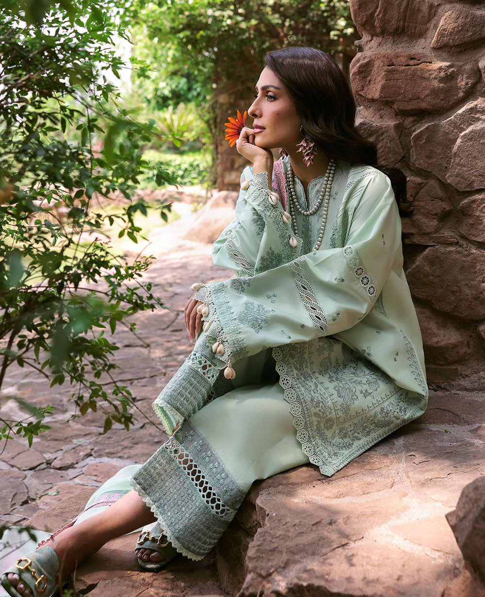 Republic Womenswear | Talia Luxury Lawn 25 | D4-A - Zayli - Official Republic Womenswear stockist in UK - Sakeena London