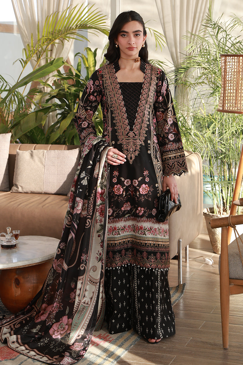 Gulaal | Delia Lawn | Soleil