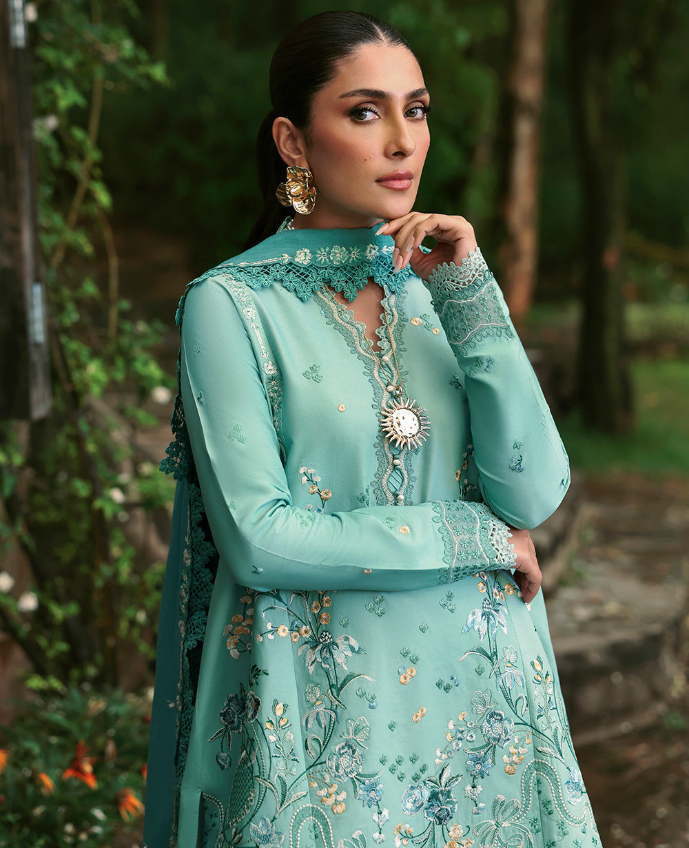Republic Womenswear | Talia Luxury Lawn 25 | D5-A - Kaeliya - Official Republic Womenswear stockist in UK - Sakeena London