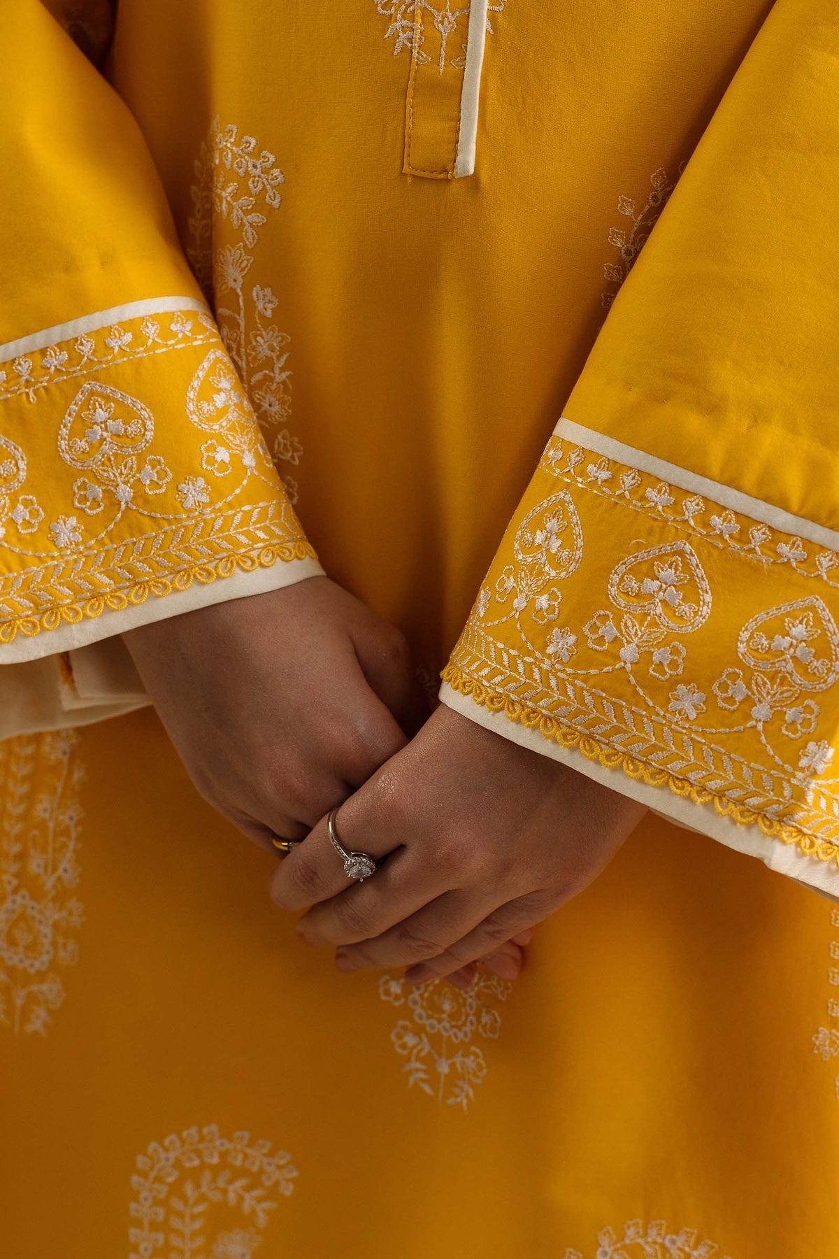 Zara Shahjahan | Coco Lawn Vol 2 | DIARA-4A - Official Zara Shahjahan stockist in UK - Sakeena London
