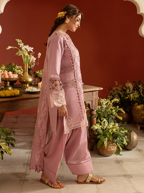 Parishay | Dastan e Noor Lawn | DSC-08 - Official Parishay stockist in UK - Sakeena London