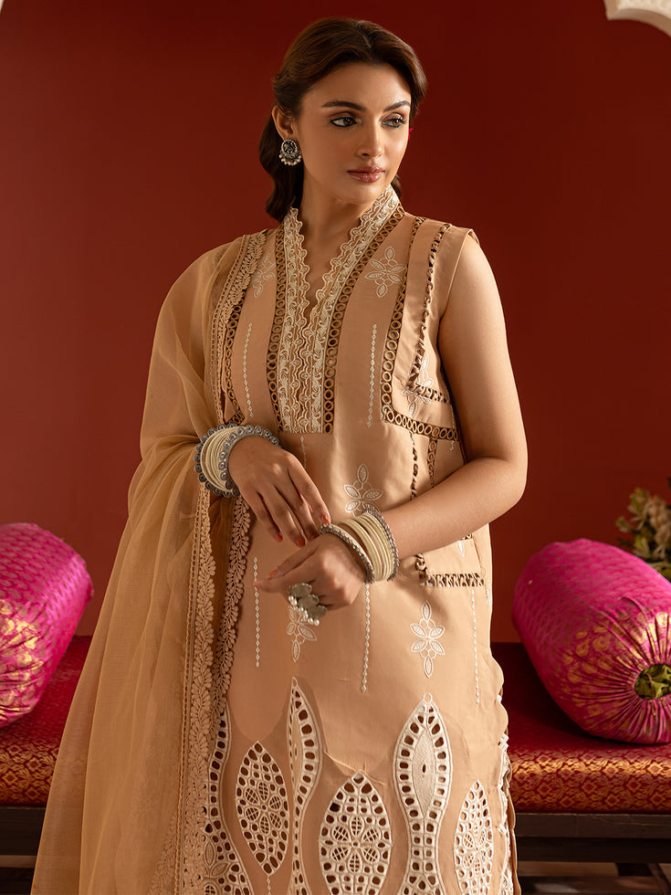Parishay | Dastan e Noor Lawn | DSC-13 - Official Parishay stockist in UK - Sakeena London