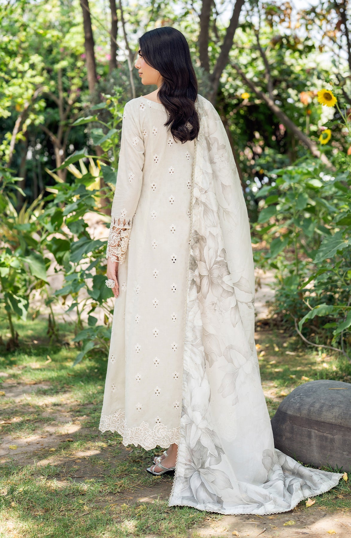 Zarif | Nura Textured Lawn 25 | ISARA - Official Zarif stockist in UK - Sakeena London