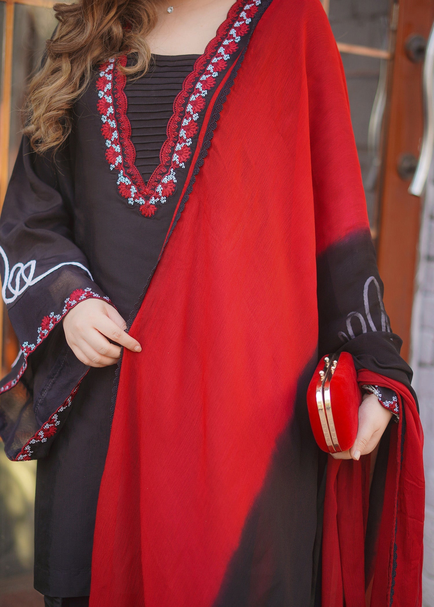 Fozia Khalid | Silk Spire | NOIR - Official Fozia Khalid stockist in UK - Sakeena London