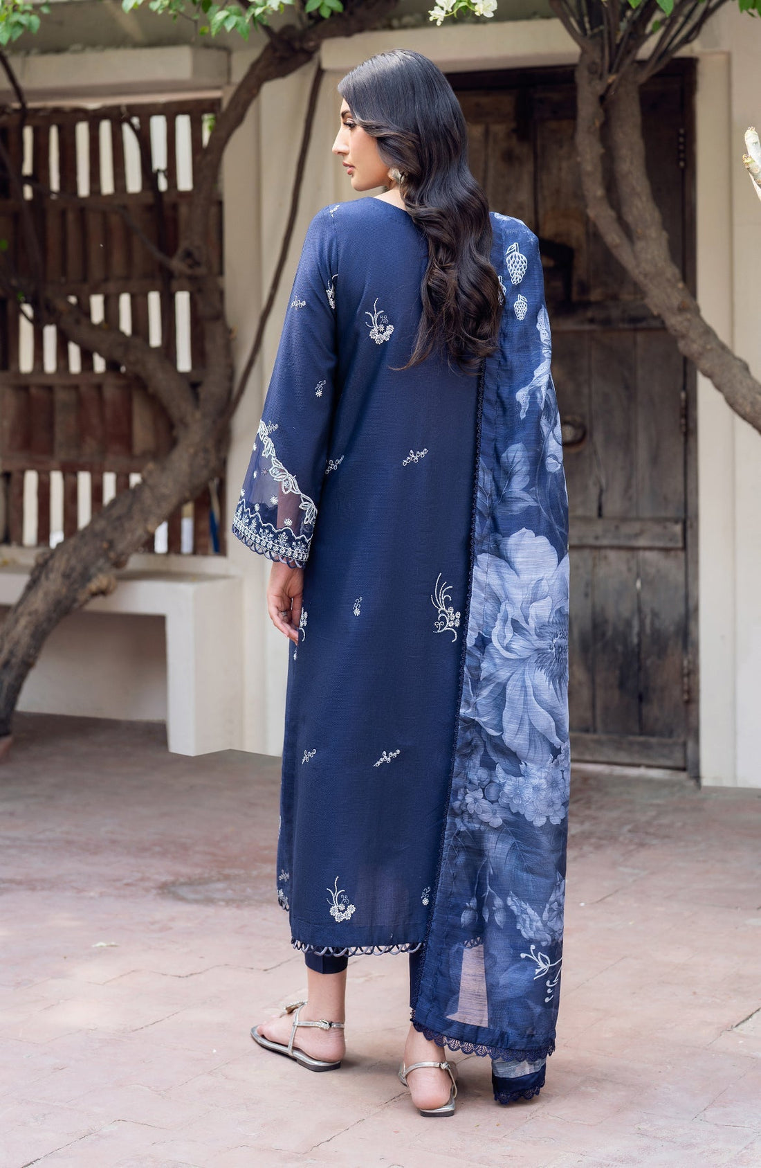 Zarif | Nura Textured Lawn 25 | SEERUM - Official Zarif stockist in UK - Sakeena London