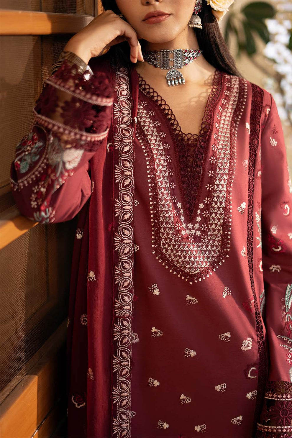 Zarposh | Sajni Lawn 25 | Nayirah - Official Zarposh stockist in UK - Sakeena London