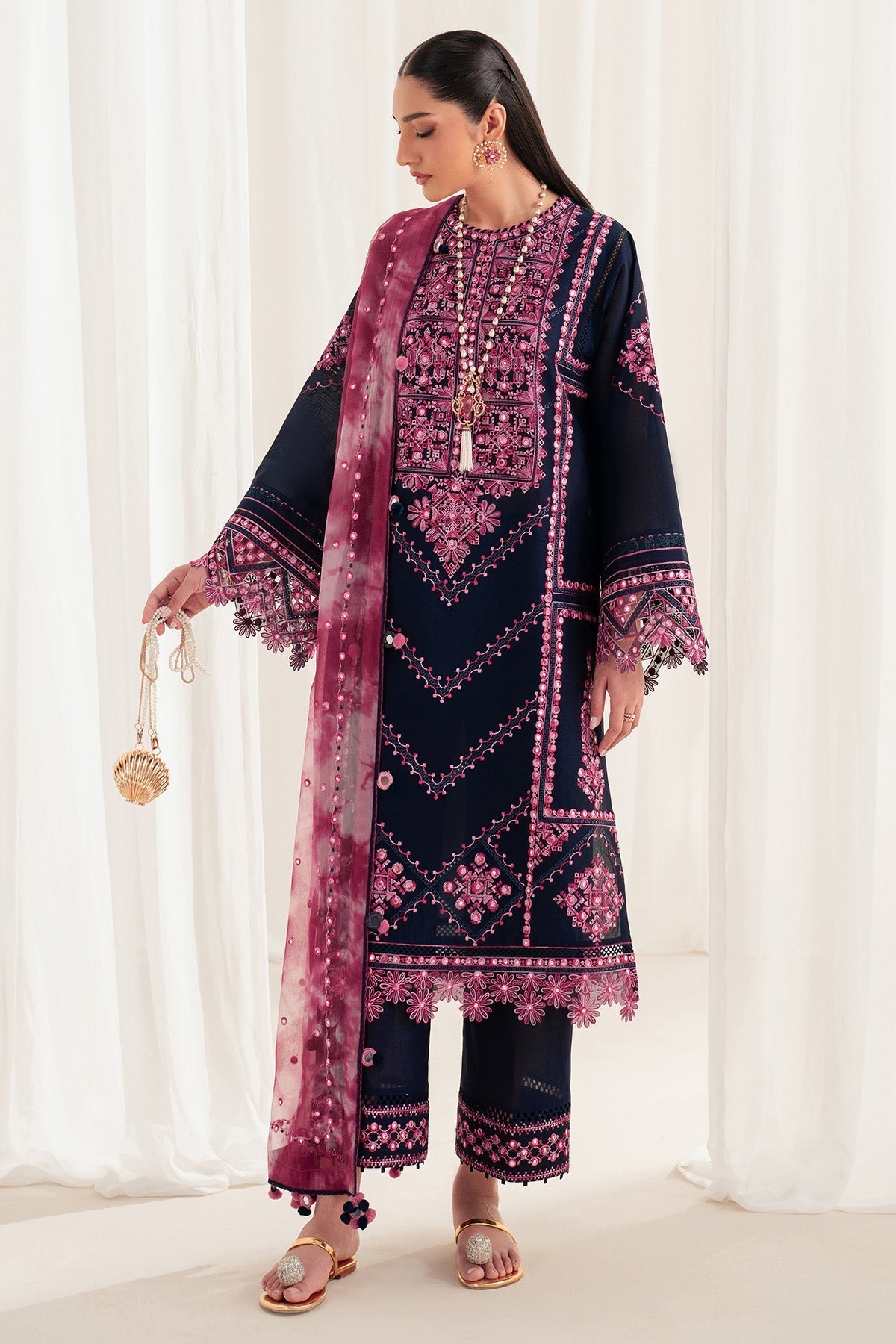 Jazmin | Iris Luxury Lawn 25 | IL'25-D01 - Official Jazmin stockist in UK - Sakeena London