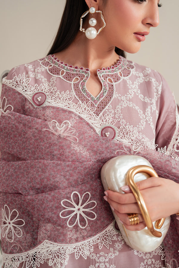 Jazmin | Iris Luxury Lawn 25 | IL'25-D10 - Official Jazmin stockist in UK - Sakeena London