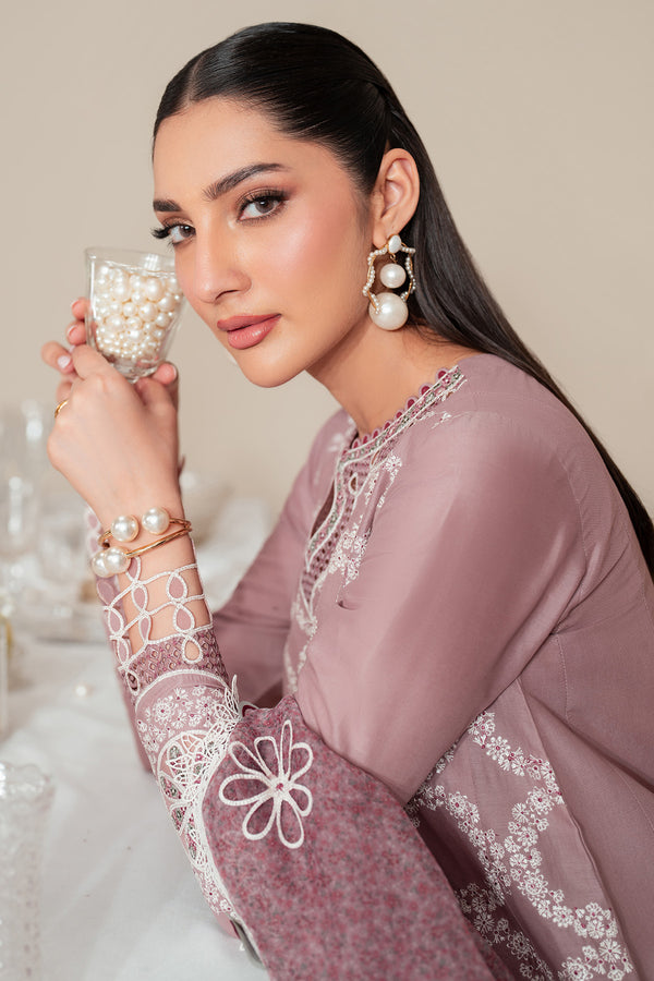 Jazmin | Iris Luxury Lawn 25 | IL'25-D10 - Official Jazmin stockist in UK - Sakeena London