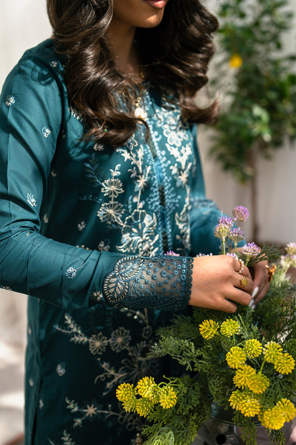 Zarif | Lamhay Luxury Eid Lawn 25 | 04 WARINA - Official Zarif stockist in UK - Sakeena London