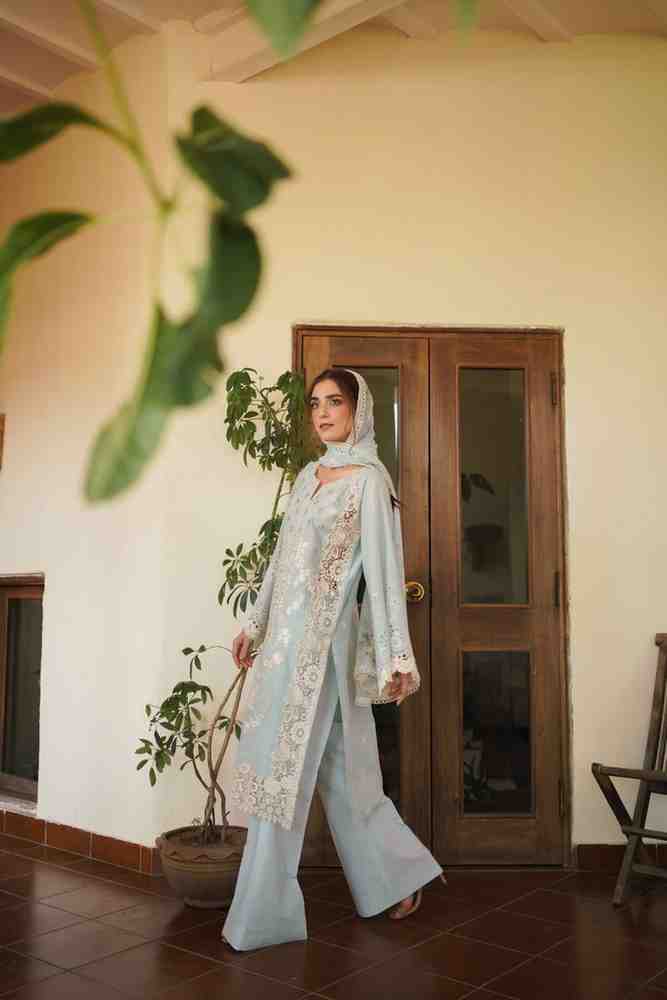 Manara | Luxury Lawn 24 | PARISHAY - Official Manara stockist in UK - Sakeena London