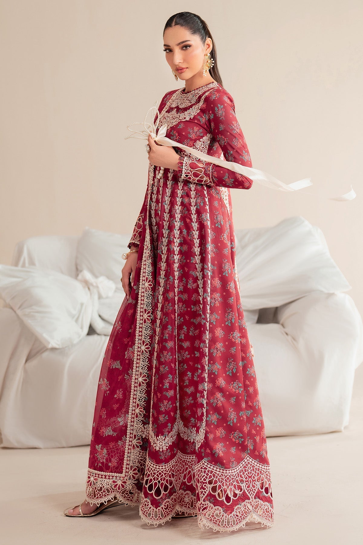 Jazmin | Iris Luxury Lawn 25 | IL'25-D08 - Official Jazmin stockist in UK - Sakeena London