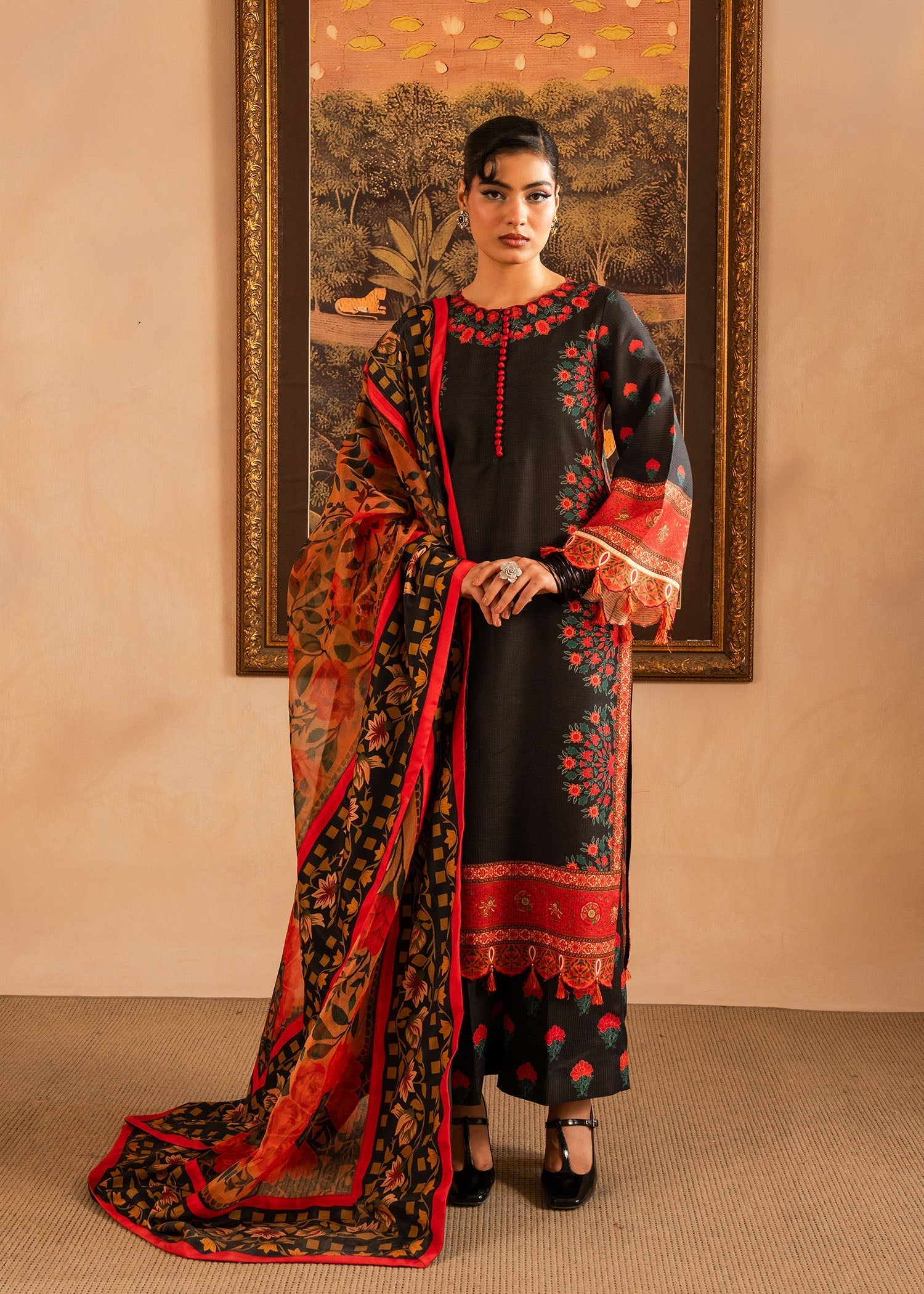 Maria Osama Khan | Retro Lawn 25 | Raila - Official Maria Osama Khan stockist in UK - Sakeena London