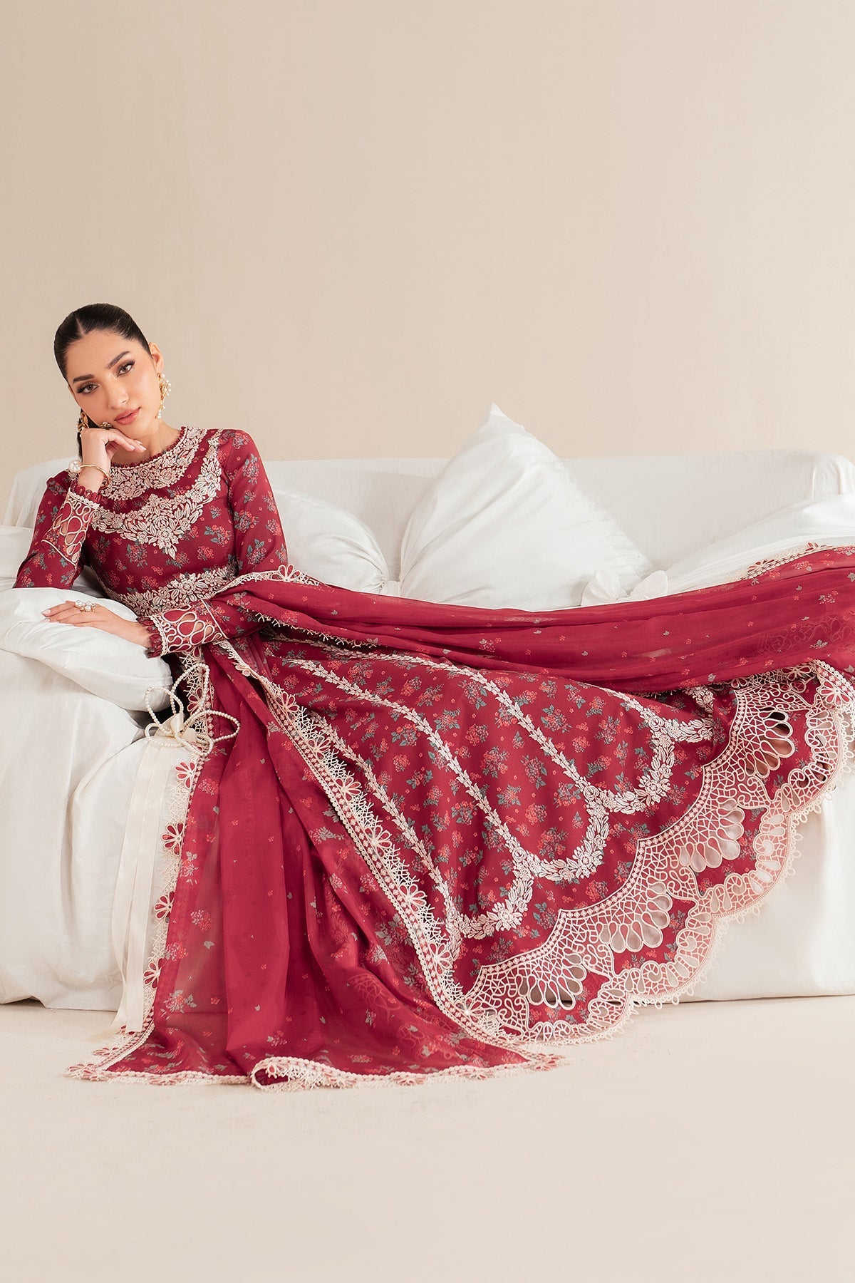 Jazmin | Iris Luxury Lawn 25 | IL'25-D08 - Official Jazmin stockist in UK - Sakeena London