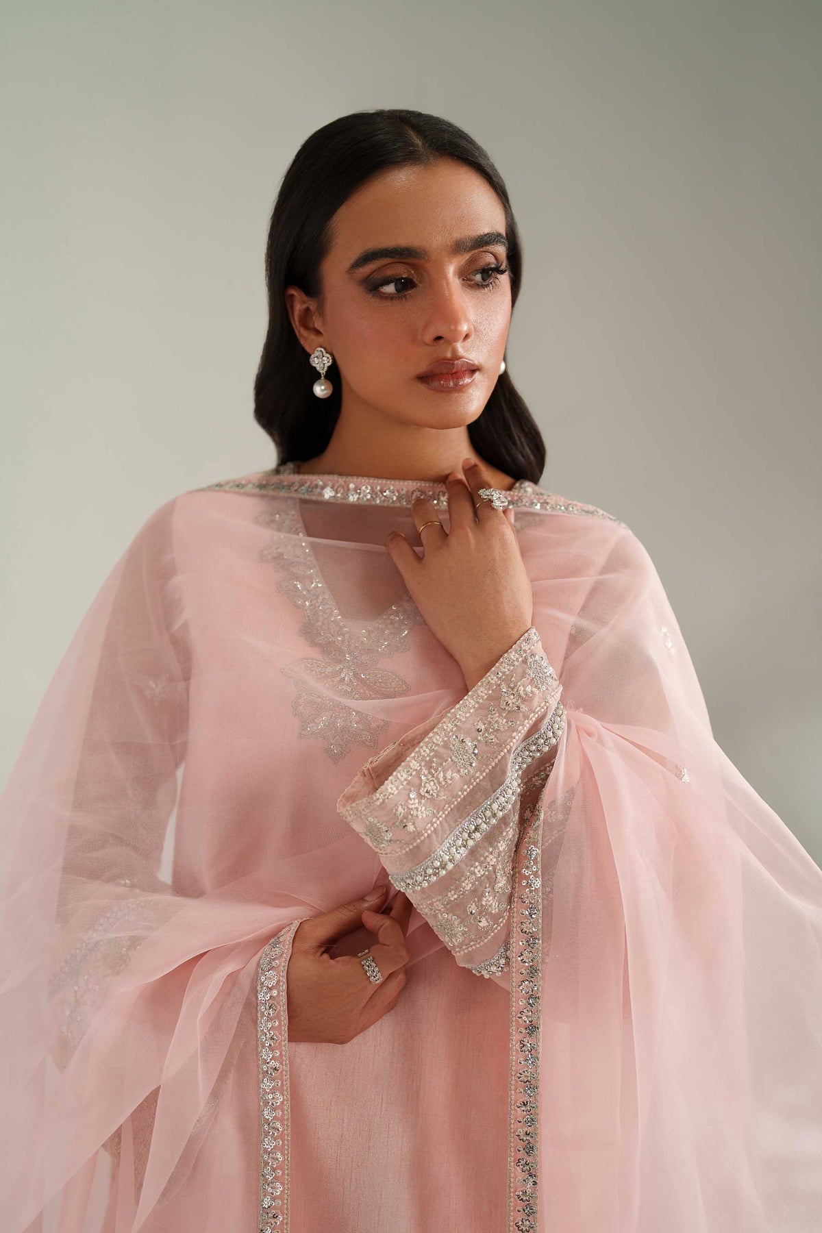 Akbar Aslam | Formal Pret | Lizaye