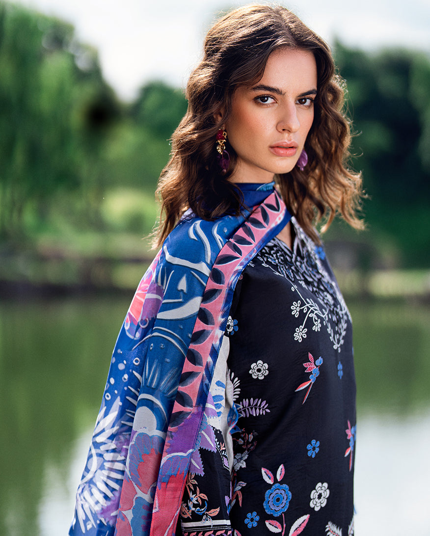 Roheenaz | Garden Veal Printed Lawn 25 |BlackBerry Frost - Official Roheenaz stockist in UK - Sakeena London