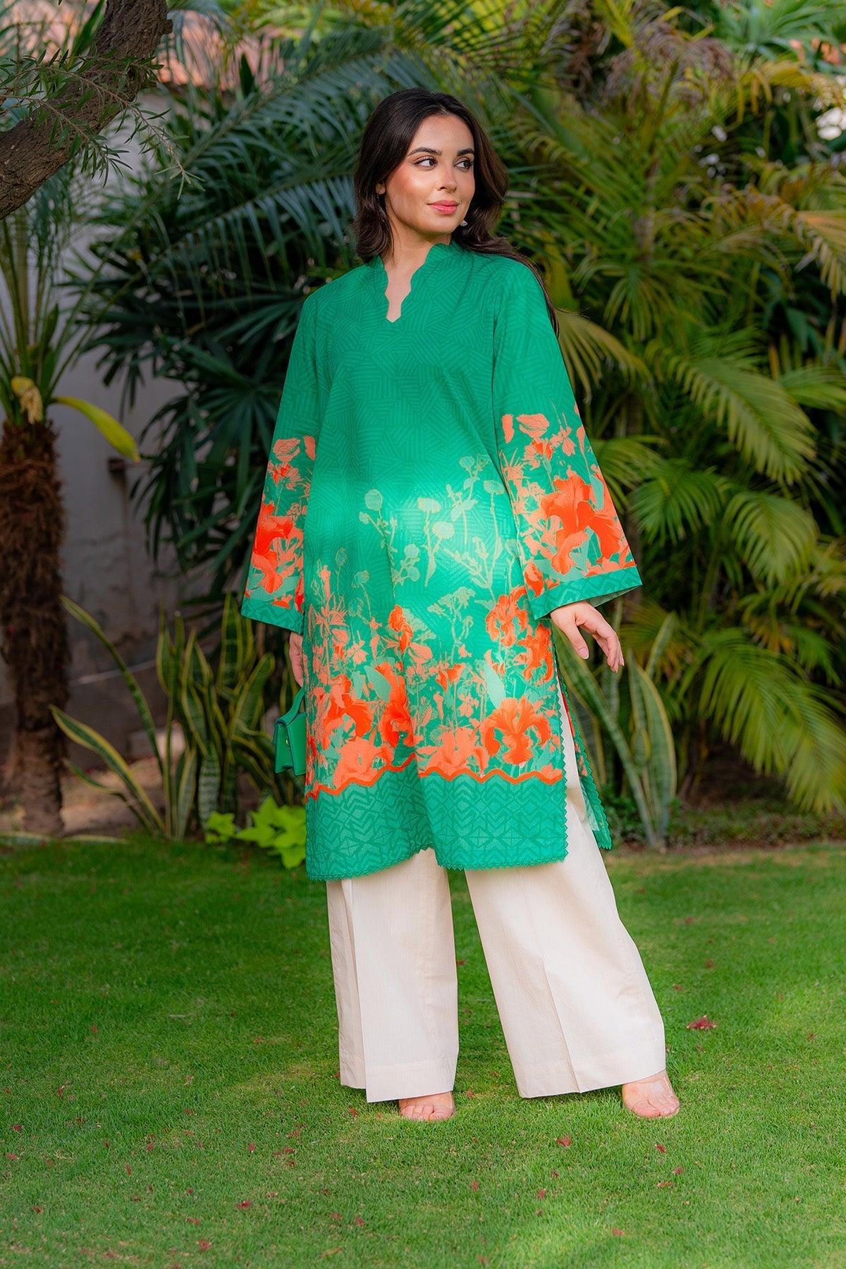 Sahar | Selene Vol 2 | Botanic Rouge - Official Sahar stockist in UK - Sakeena London