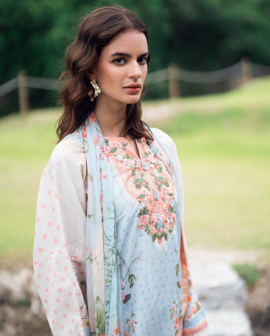 Roheenaz | Garden Veal Printed Lawn 25 | Cloudberey glaze - Official Roheenaz stockist in UK - Sakeena London