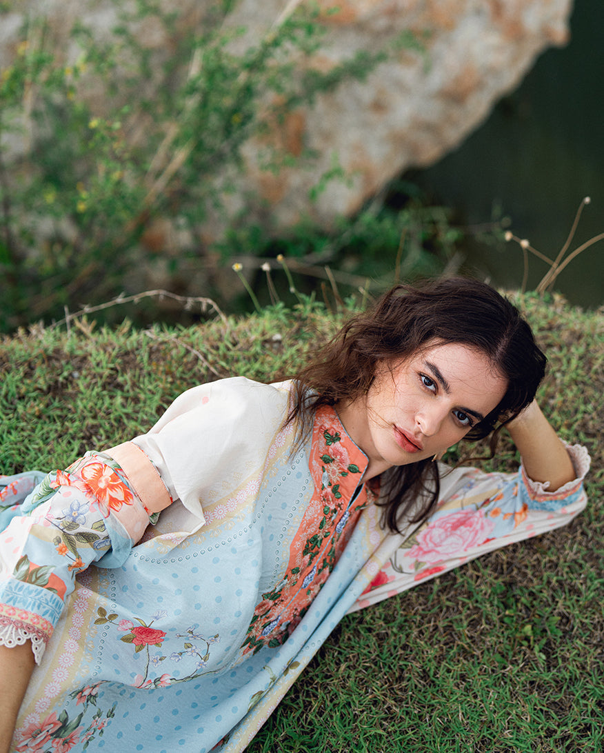 Roheenaz | Garden Veal Printed Lawn 25 | Cloudberey glaze - Official Roheenaz stockist in UK - Sakeena London