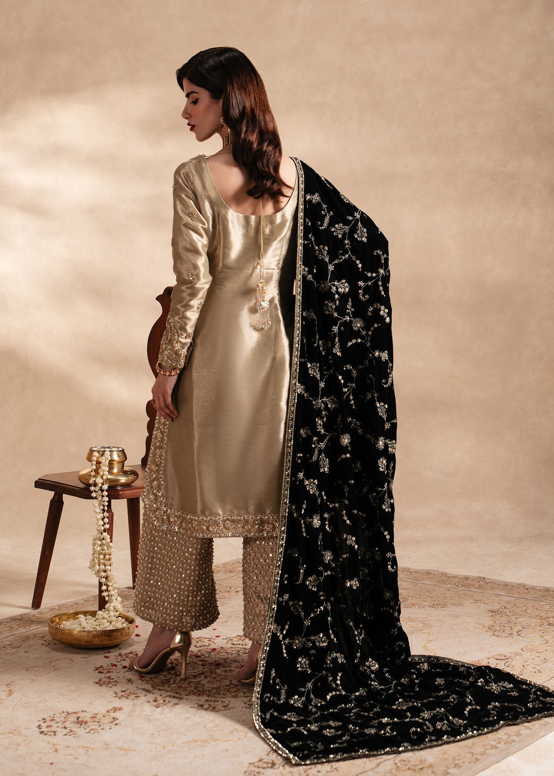 Sadaf Fawad Khan | Nafees Formals 25 | Nuhaz - Official Sadaf Fawad Khan stockist in UK - Sakeena London