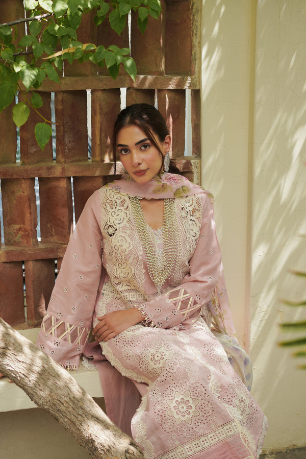 Manara | Luxury Lawn 24 | ROZAY - Official Manara stockist in UK - Sakeena London