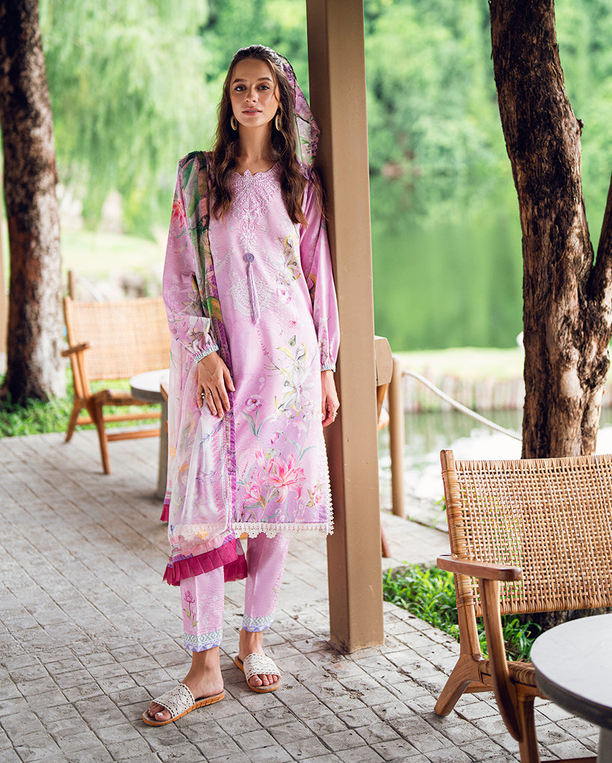 Roheenaz | Garden Veal Printed Lawn 25 | Rosey Daze - Official Roheenaz stockist in UK - Sakeena London