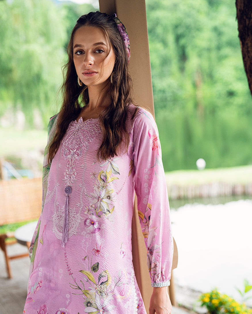 Roheenaz | Garden Veal Printed Lawn 25 | Rosey Daze - Official Roheenaz stockist in UK - Sakeena London