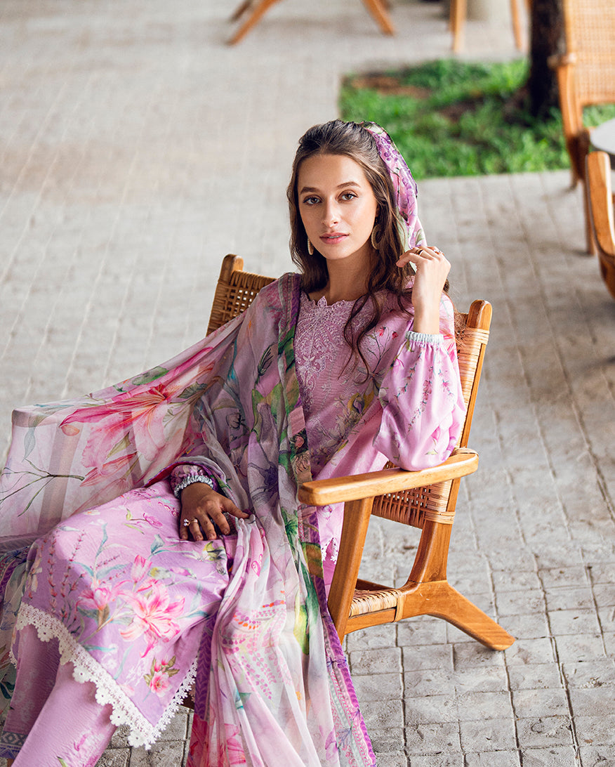 Roheenaz | Garden Veal Printed Lawn 25 | Rosey Daze - Official Roheenaz stockist in UK - Sakeena London