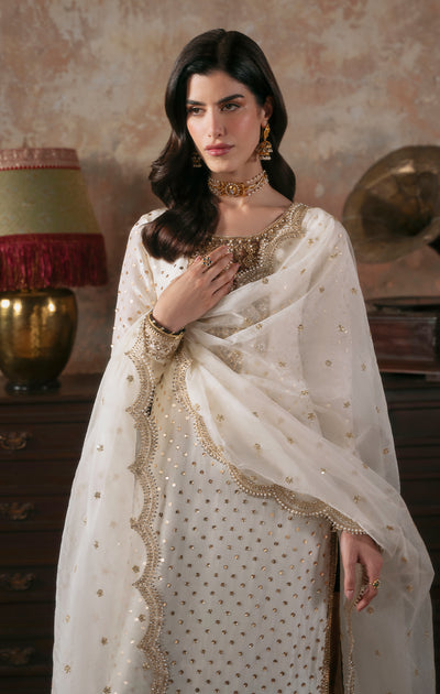 Maya | Viola Luxe Velvet 25 | ALANNA - Official Maya stockist in UK - Sakeena London