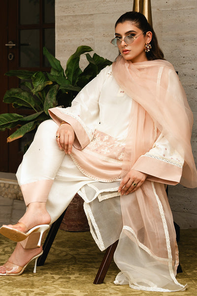 Amna Arshad | Kiki Luxury Pret | Meeray - Official Amna Arshad stockist in UK - Sakeena London