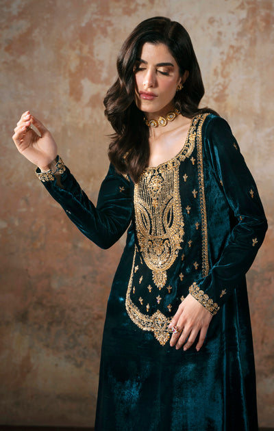 Maya | Viola Luxe Velvet 25 | ISLA - Official Maya stockist in UK - Sakeena London