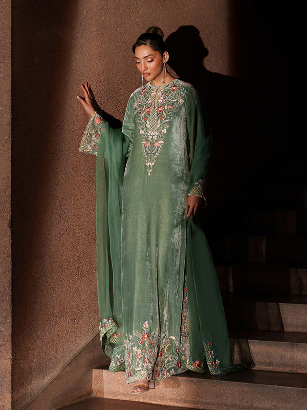 Caia | Luxury Velvet Edit 25 | Zaria