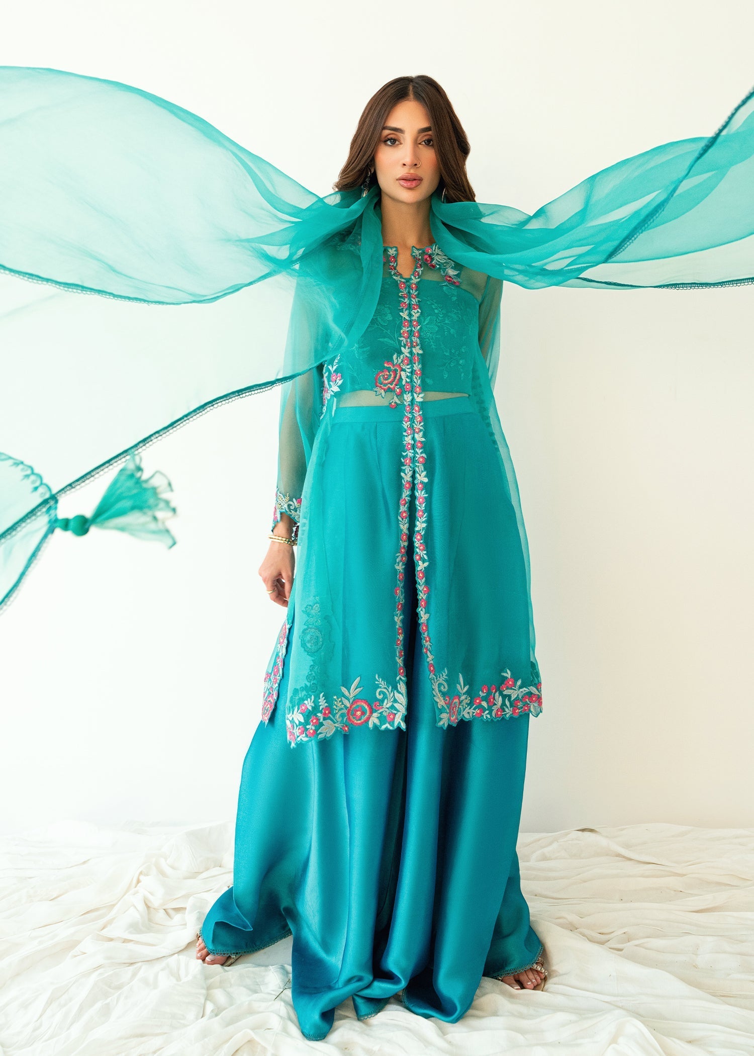Umsha | Sehar e Noor | Zareen