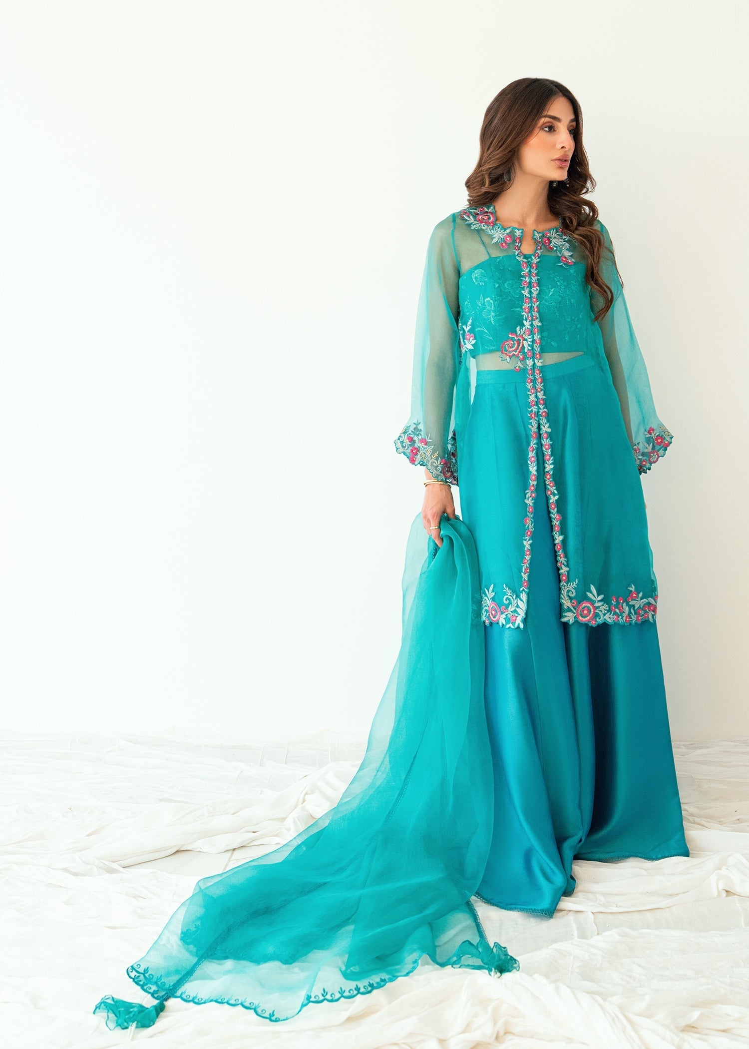 Umsha | Sehar e Noor | Zareen