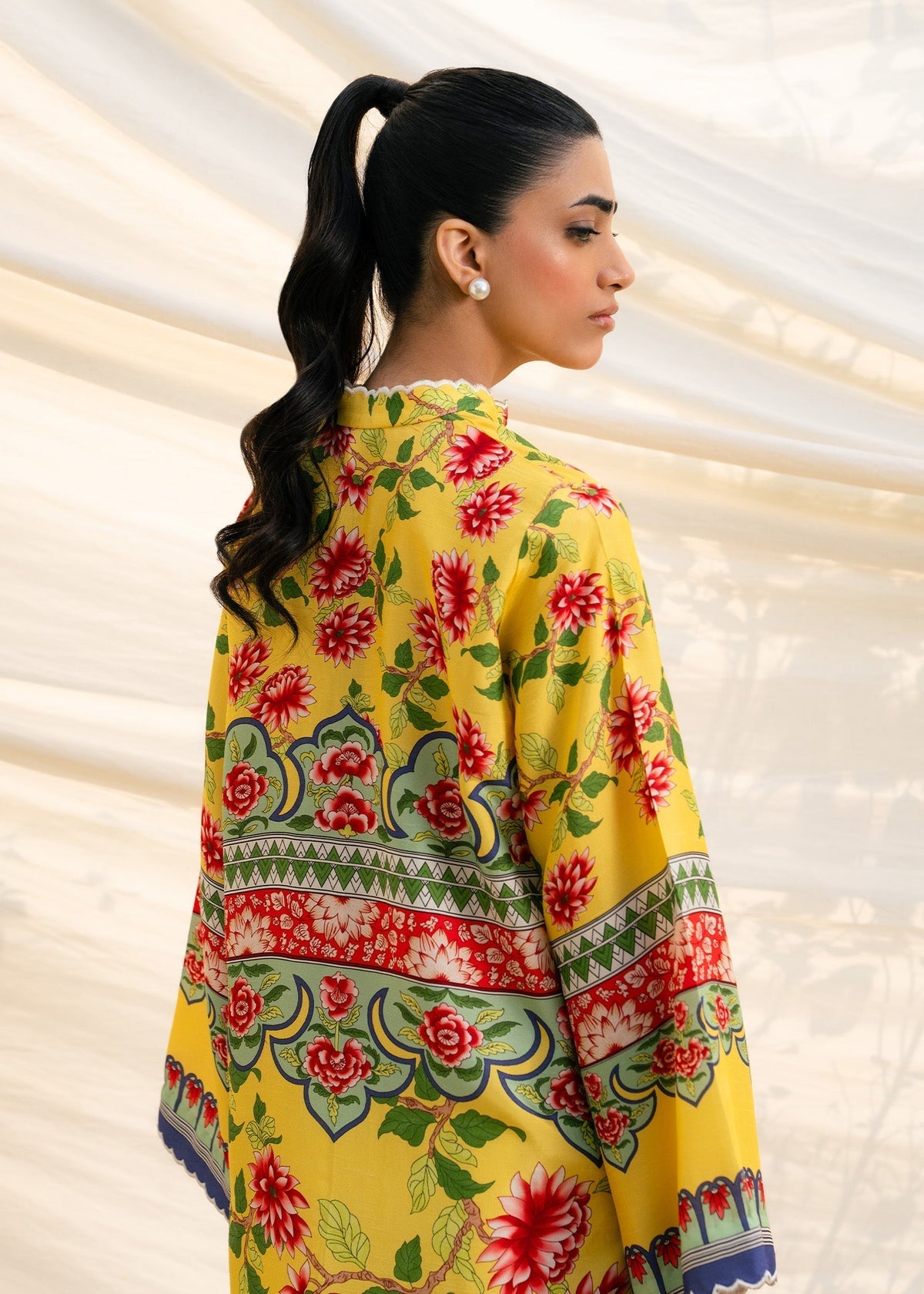Mahgul | Ambi Bagh Silk Edit | Mahpareh