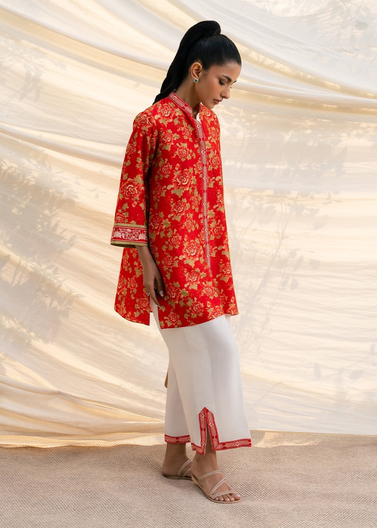 Mahgul | Ambi Bagh Silk Edit | Gulal