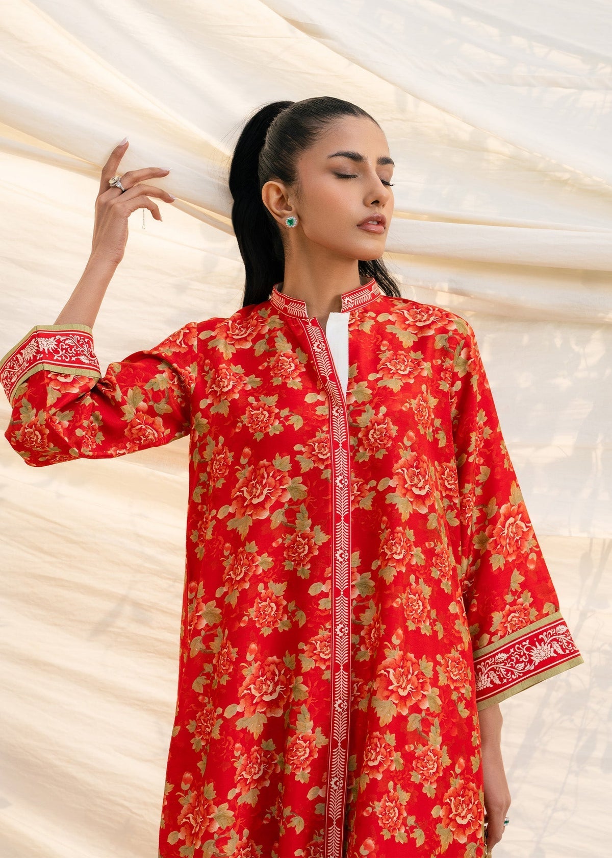 Mahgul | Ambi Bagh Silk Edit | Gulal