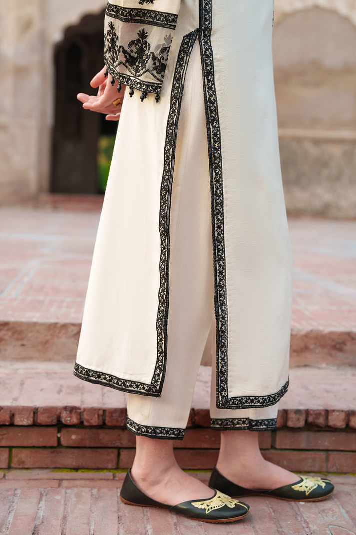 Saad Shaikh | Zaria Festive Pret 25 | ISLE - Official Saad Shaikh stockist in UK - Sakeena London
