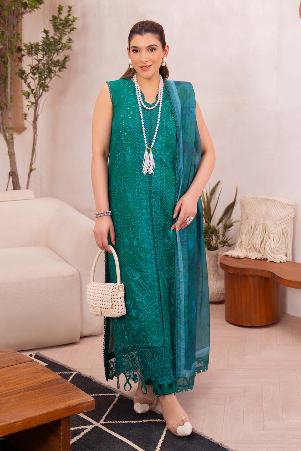 Neeshay | Symphony Luxury Lawn | ZING - Official Neeshay stockist in UK - Sakeena London