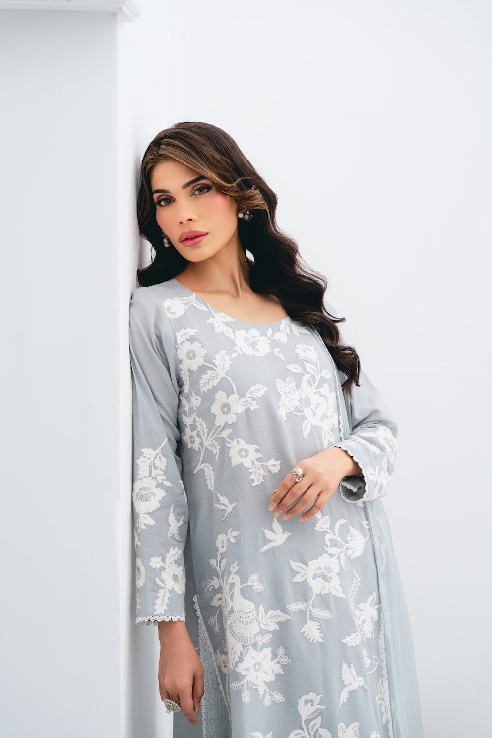 Vintage | Crism 24 | Zoe - Official Vintage stockist in UK - Sakeena London