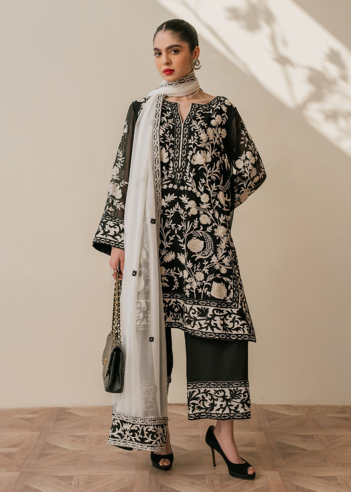 Mahgul | Samara Pret | Onyx Jewel - Official Mahgul stockist in UK - Sakeena London