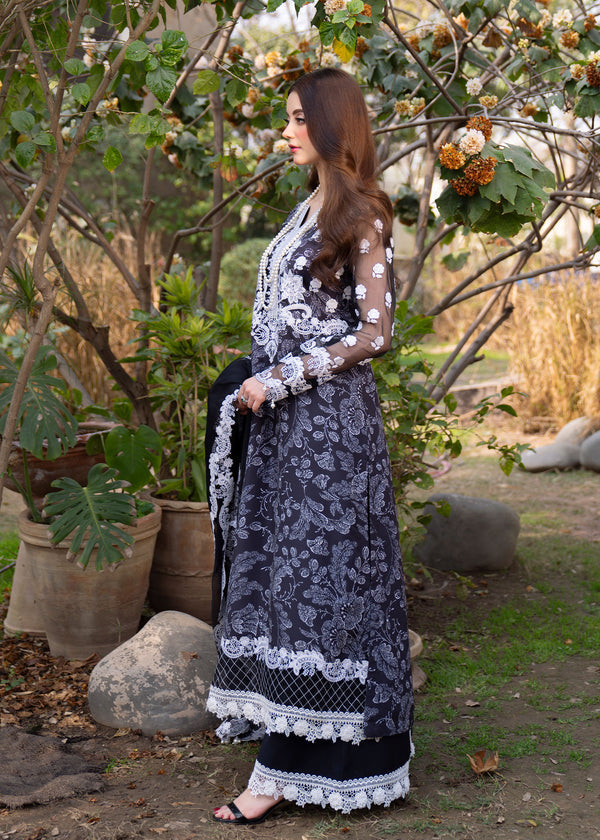 Myeesha | Lamhay Luxury Lawn 25 | Chandni - Official Myeesha stockist in UK - Sakeena London
