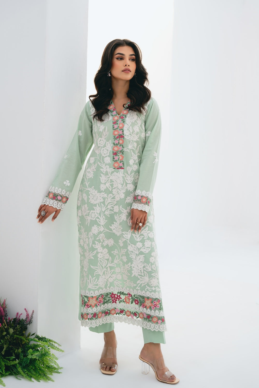 Vintage | Crism 24 | Suroor - Official Vintage stockist in UK - Sakeena London